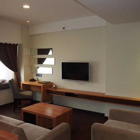 קוטה קינבלו C'Haya Hotel חדר תמונה