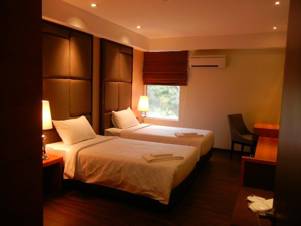קוטה קינבלו C'Haya Hotel חדר תמונה