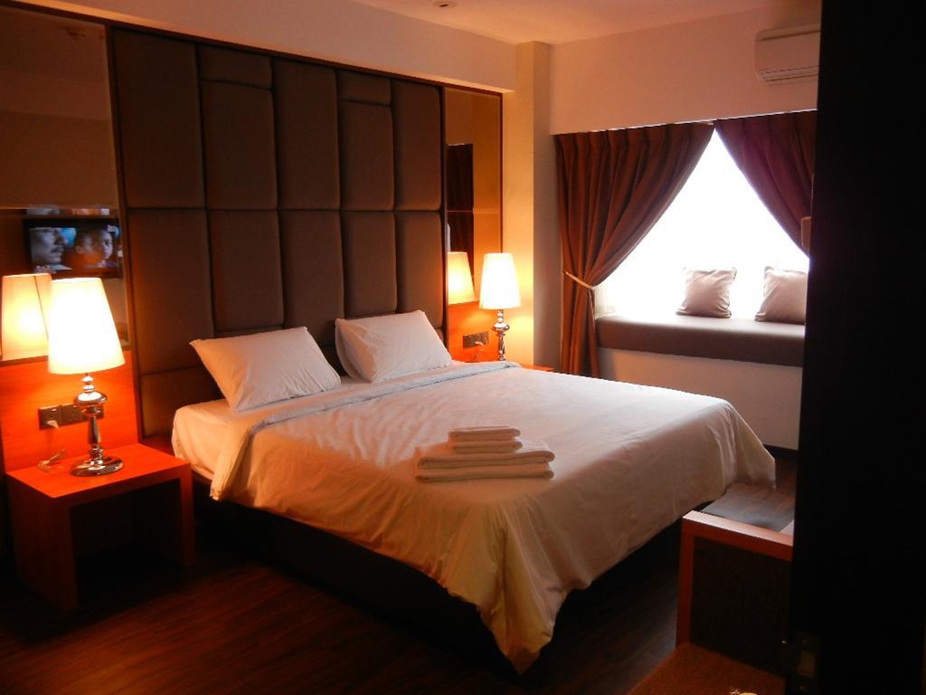 קוטה קינבלו C'Haya Hotel מראה חיצוני תמונה